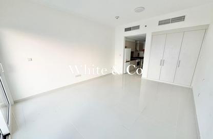 Apartment - Studio - 1 for sale in Carson A - Carson - Damac Hills - Dubai