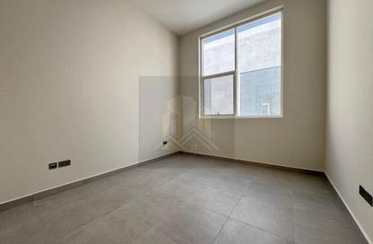 Apartment - 4 Bedrooms - 5 Bathrooms for rent in Khalifa City A Villas - Khalifa City A - Khalifa City - Abu Dhabi