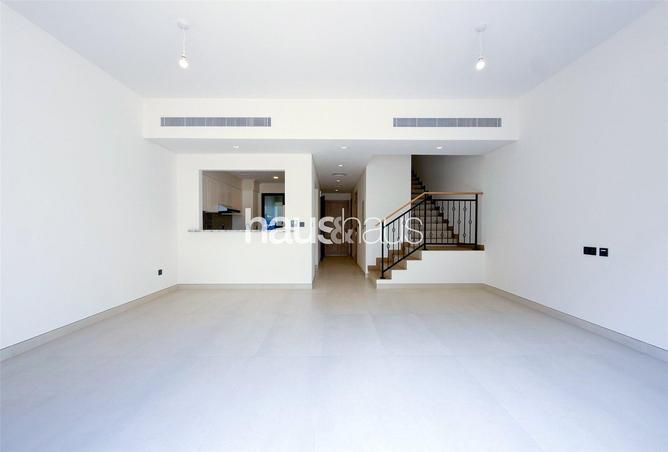 73116103 - Property Image 2