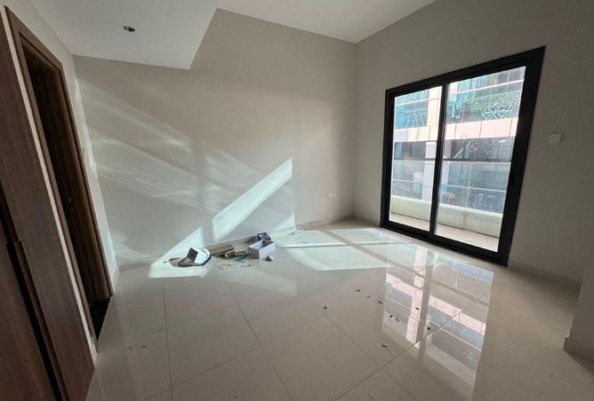 74622438 - Property Image 3