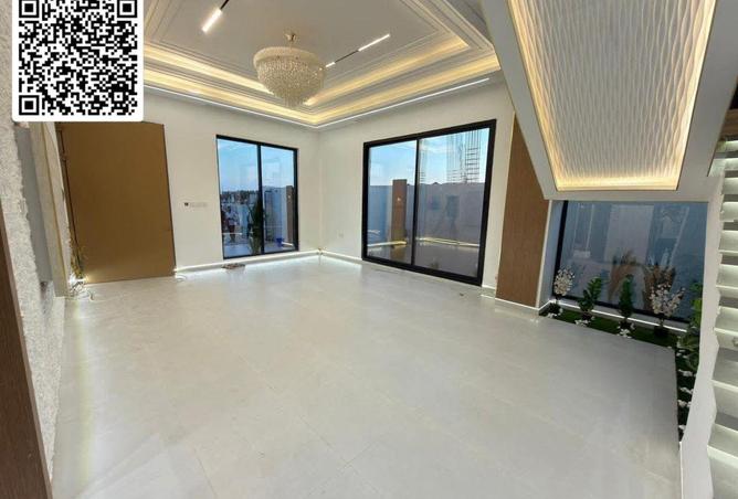 100426570 - Property Image 3