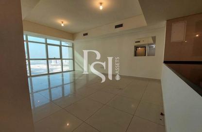 Apartment - 1 Bedroom - 2 Bathrooms for rent in Tala Tower - Marina Square - Al Reem Island - Abu Dhabi