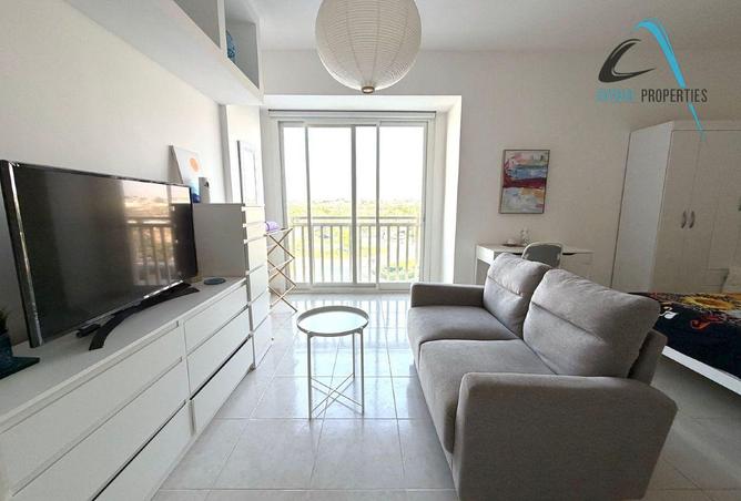 128353045 - Property Main Image