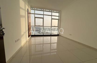 Apartment - 3 Bedrooms - 4 Bathrooms for rent in Al Mamzar - Al Mamzar - Sharjah - Sharjah Apartment - 3 Bedrooms - 4 Bathrooms for rent in Al Mamzar - Al Mamzar - Sharjah - Sharjah