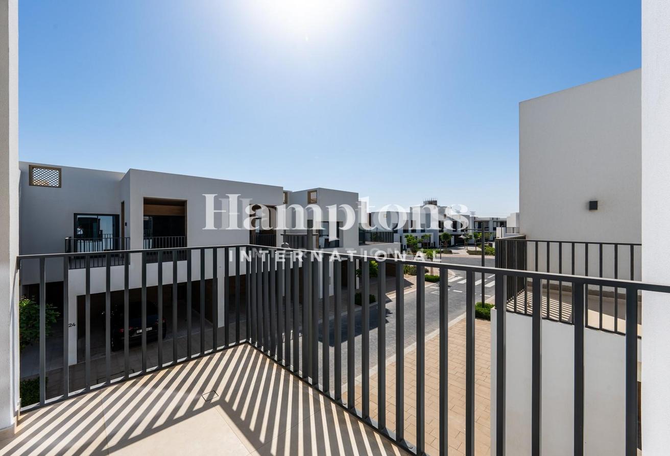 Exclusive Corner Single Row | By the pool photo 21