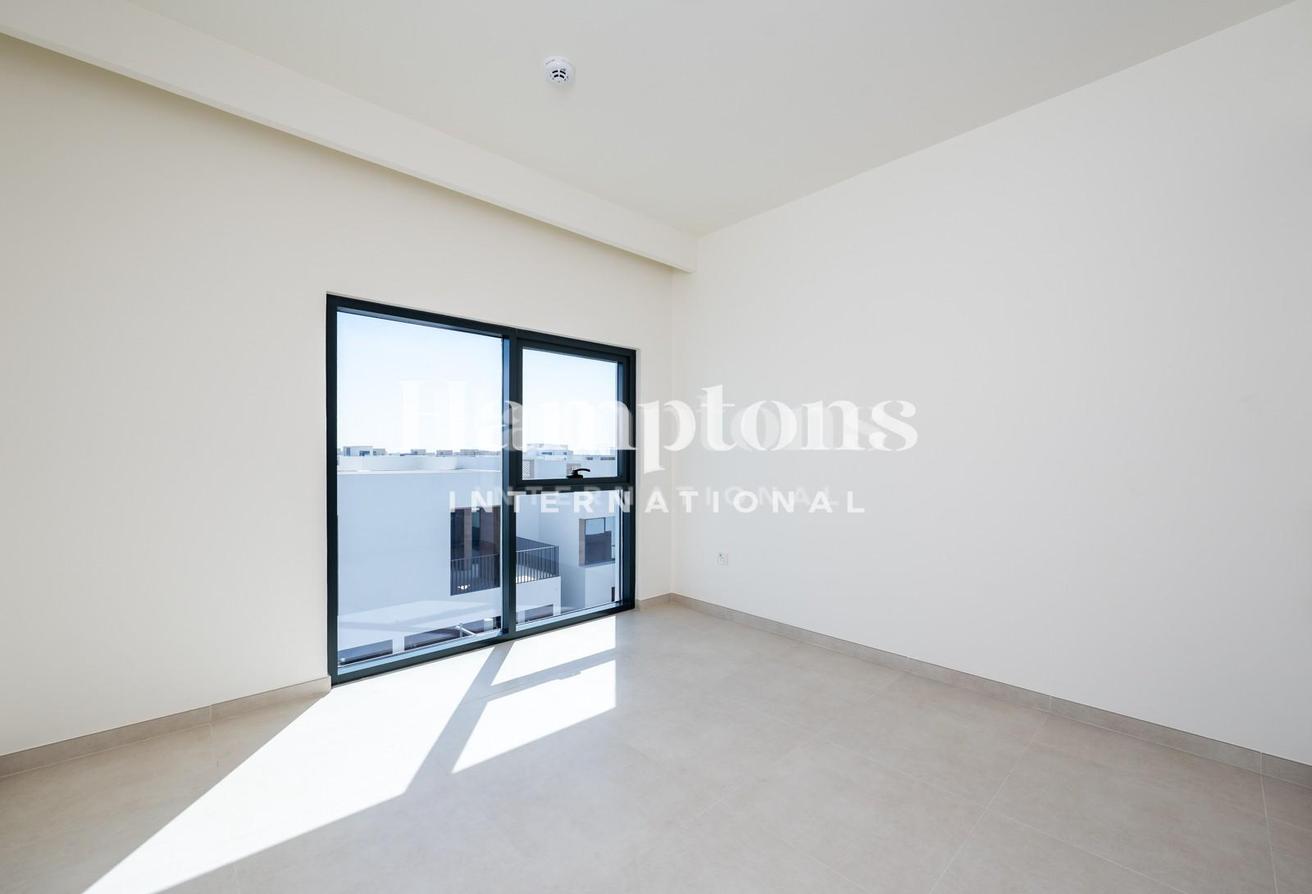 Exclusive Corner Single Row | By the pool photo 16