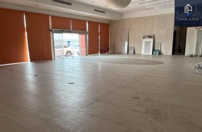 Retail - Studio for rent in Dar Al-Khabeesi - Al Muraqqabat - Deira - Dubai