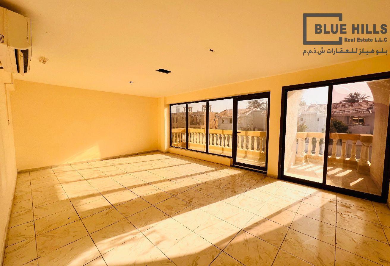Under maintenance | 4/BR + Maids room | Specious photo 16
