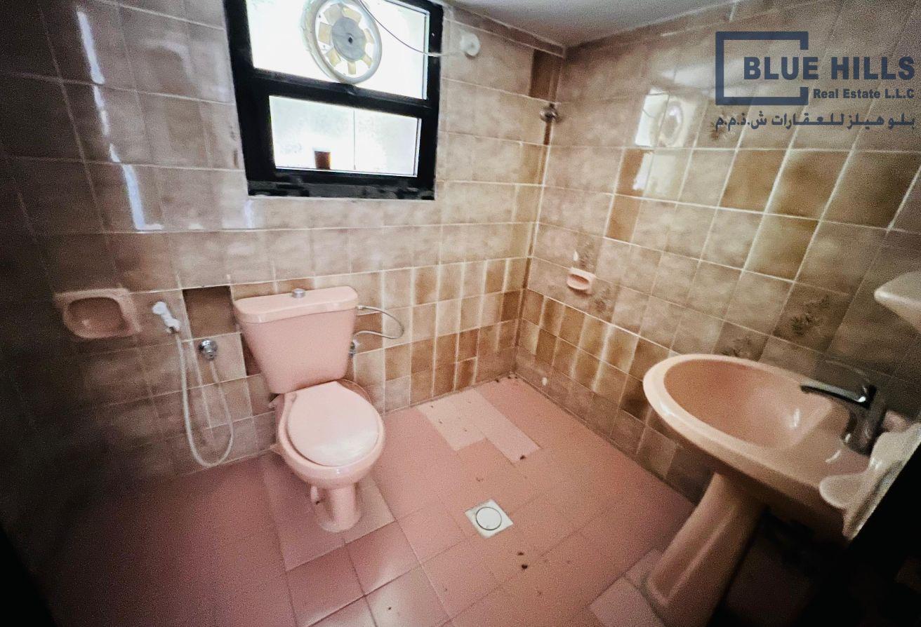 Under maintenance | 4/BR + Maids room | Specious photo 24