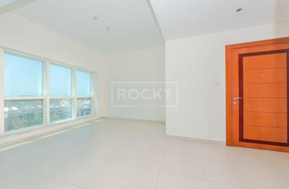 Apartment - 1 Bedroom - 2 Bathrooms for sale in Dubai Jewel Tower - Dubai Media City - Dubai
