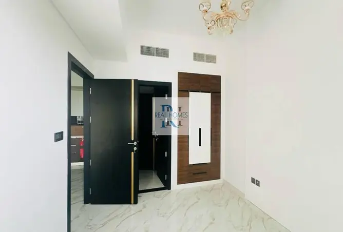 128812411 - Property Image 2