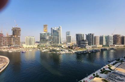 Apartment - 2 - 3 for rent in Coral Tower - Business Bay - Dubai