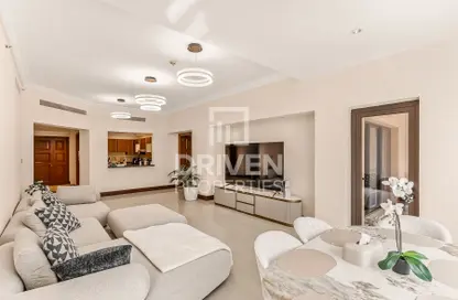 Apartment - 2 Bedrooms - 4 Bathrooms for sale in Golden Mile 5 - Golden Mile - Palm Jumeirah - Dubai