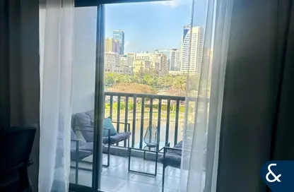 Apartment - Studio - 1 Bathroom for rent in The Links Canal Apartments - The Links - The Views - Dubai