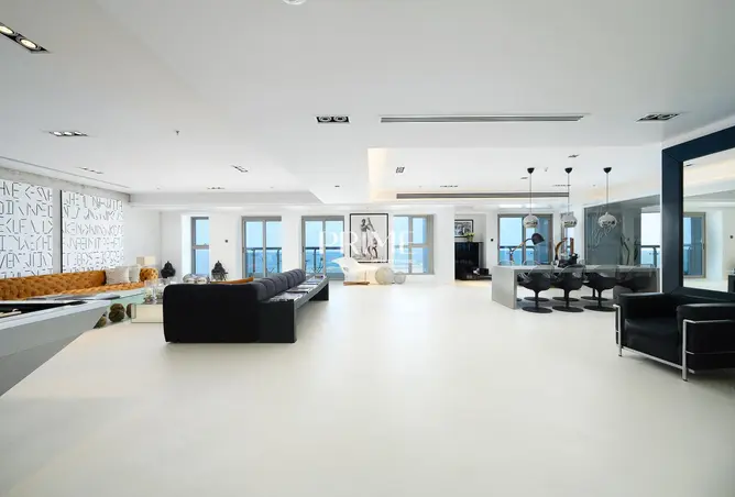 152380795 - Property Image 2