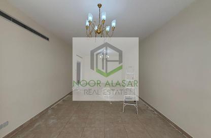 Apartment - 2 Bedrooms - 3 Bathrooms for rent in Mankhool Building - Mankhool - Bur Dubai - Dubai