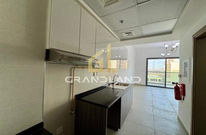 Apartment - Studio - 1 for rent in KHK 21 - International City Phase 2 (Al Warsan 4) - Dubai Apartment - Studio - 1 for rent in KHK 21 - International City Phase 2 (Al Warsan 4) - Dubai