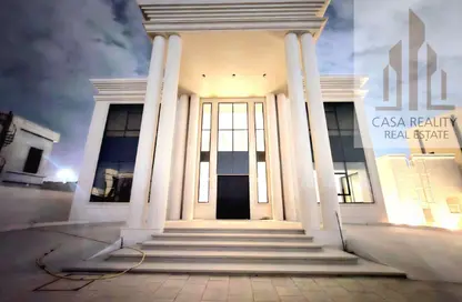 Villa - 5 Bedrooms - 7 Bathrooms for rent in Al Aweer 1 - Al Aweer - Dubai