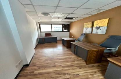 Business Centre - Studio - 2 Bathrooms for rent in Al Kazim Building - Karama Park Area - Al Karama - Dubai