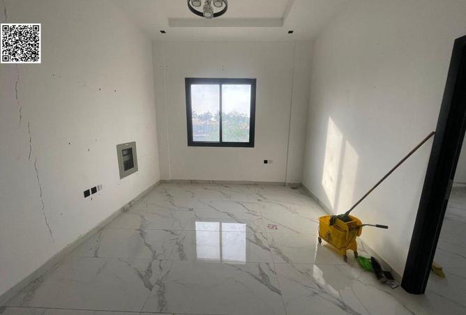 64042197 - Property Main Image