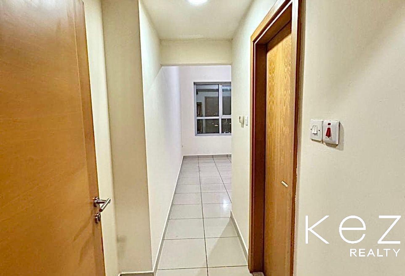 CHILLER FREE 1BR || SPACIOUS || NEAR METRO photo 6