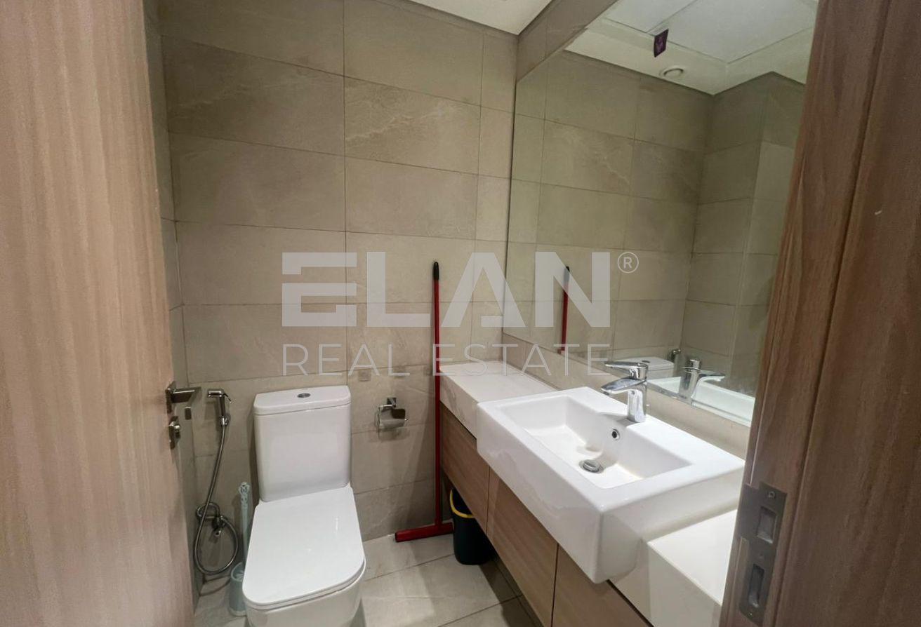 FULLY FURNISHED | COMUNITY VIEW | READY TO MOVE photo 12