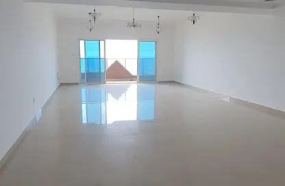 Apartment - 3 Bedrooms - 4 Bathrooms for rent in Al Muhannad Tower - Al Majaz - Sharjah