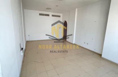 Apartment - 2 - 2 for rent in Al Mamzar - Al Mamzar - Sharjah - Sharjah Apartment - 2 - 2 for rent in Al Mamzar - Al Mamzar - Sharjah - Sharjah