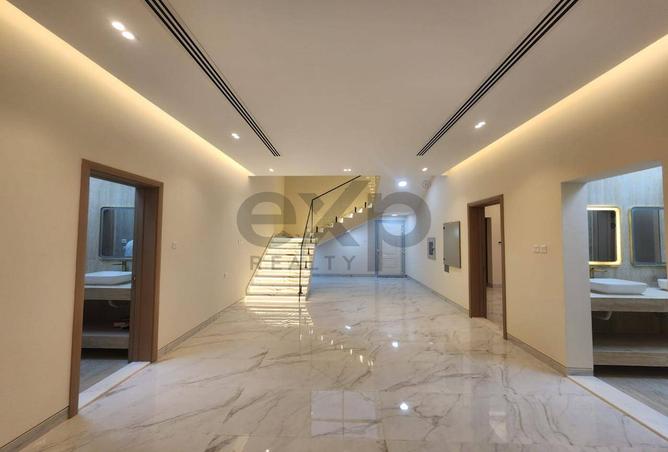 128355995 - Property Image 3