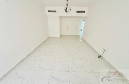 Apartment - 1 Bedroom - 2 Bathrooms for rent in Muwaileh 29 Building - Muwaileh - Sharjah