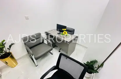 Office Space - 1 Bedroom - 1 Bathroom for rent in Reem Residency - Al Karama - Dubai