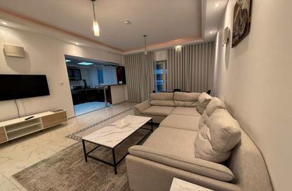 Apartment - 1 - 2 for rent in Opal Tower Marina - Dubai Marina - Dubai