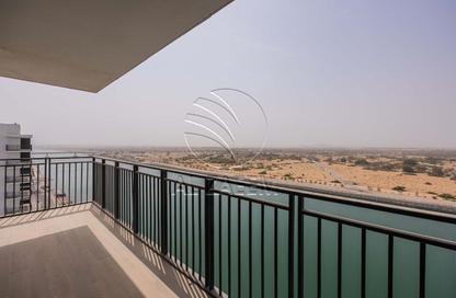Apartment - 3 Bedrooms - 3 Bathrooms for sale in Waters Edge - Yas Island - Abu Dhabi