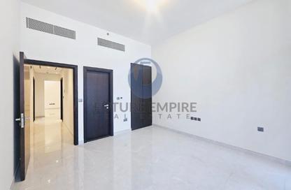 Apartment - 2 Bedrooms - 3 Bathrooms for rent in Burj Ghaya - Al Jaddaf - Dubai
