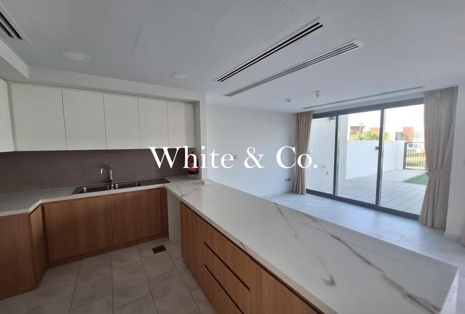 70279353 - Property Image 3