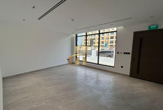 100422576 - Property Main Image