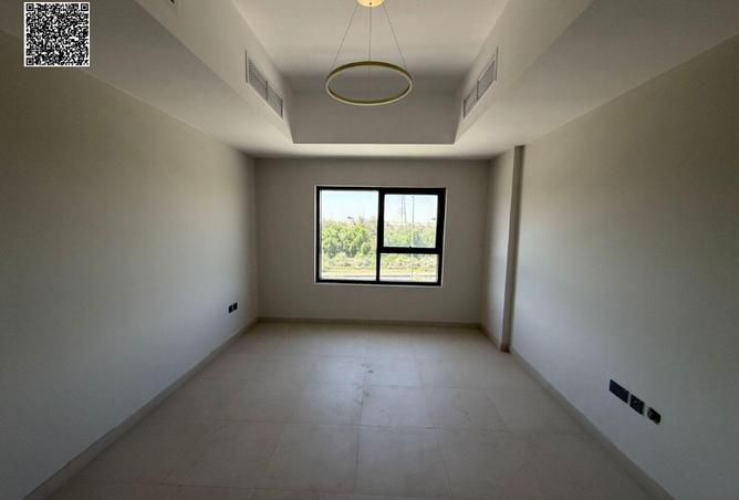 100405253 - Property Image 3