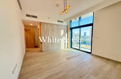 شقة - غرفة نوم - 2 حمامات للايجار في ذا ايست كريست - ديستريكت 17 - قرية جميرا الدائرية - دبي