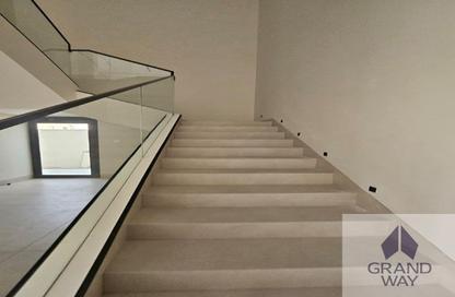 Villa - 5 Bedrooms - 6 Bathrooms for rent in Al Aweer 1 - Al Aweer - Dubai