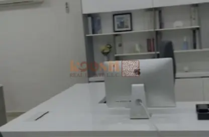 شقة - 1 حمام للبيع في برج كونكر - شارع الشيخ مكتوم بن راشد - عجمان