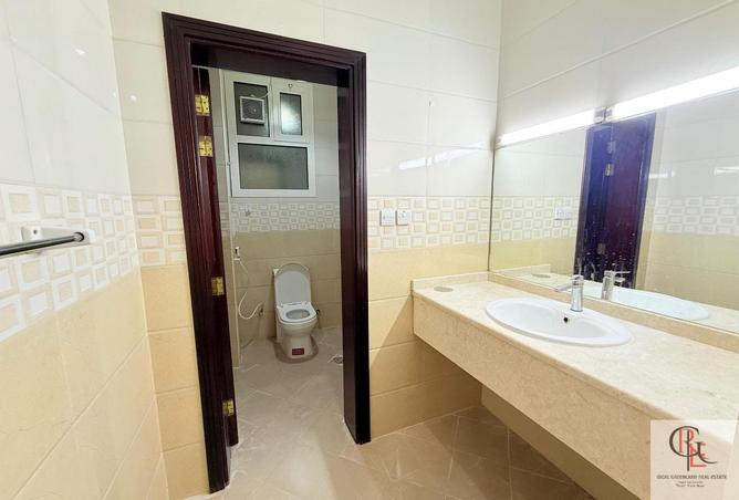 136575002 - Property Image 3