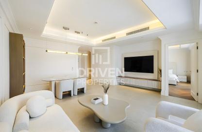 Apartment - 2 Bedrooms - 3 Bathrooms for sale in Kempinski BLVD - Downtown Dubai - Dubai