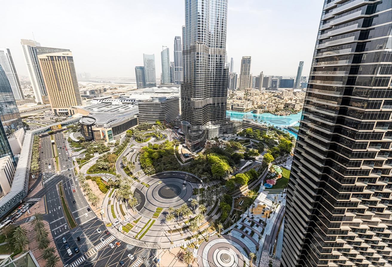 Burj & Fountain Views | High Floor Unit | Balcony photo 19