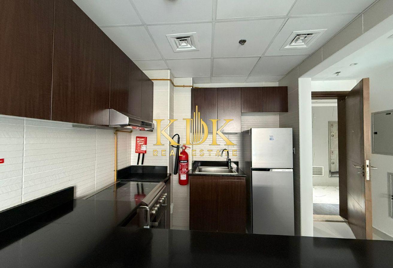 Affordable | 1BHK | Unfurnished | Close to Exit photo 7
