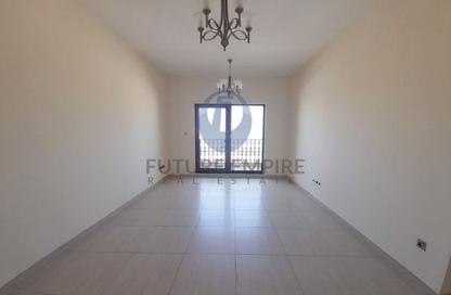 Apartment - 2 Bedrooms - 3 Bathrooms for rent in Yasmeen Building - Al Jaddaf - Dubai