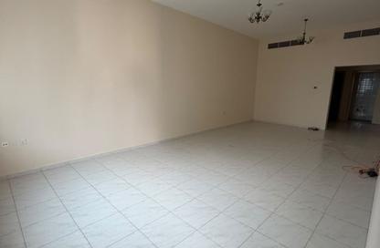 Apartment - 3 - 4 for rent in New Al Taawun Road - Al Taawun - Sharjah