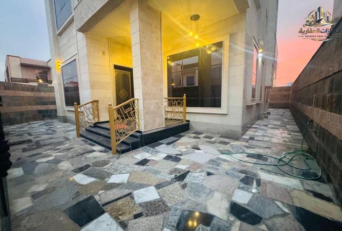 72720420 - Property Image 2