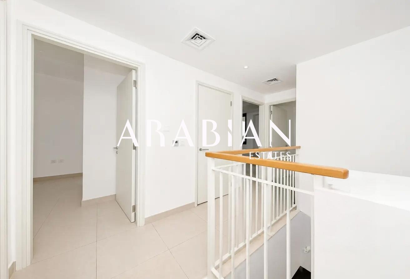Large Plot | Private End Unit | Landscaped Garden photo 12