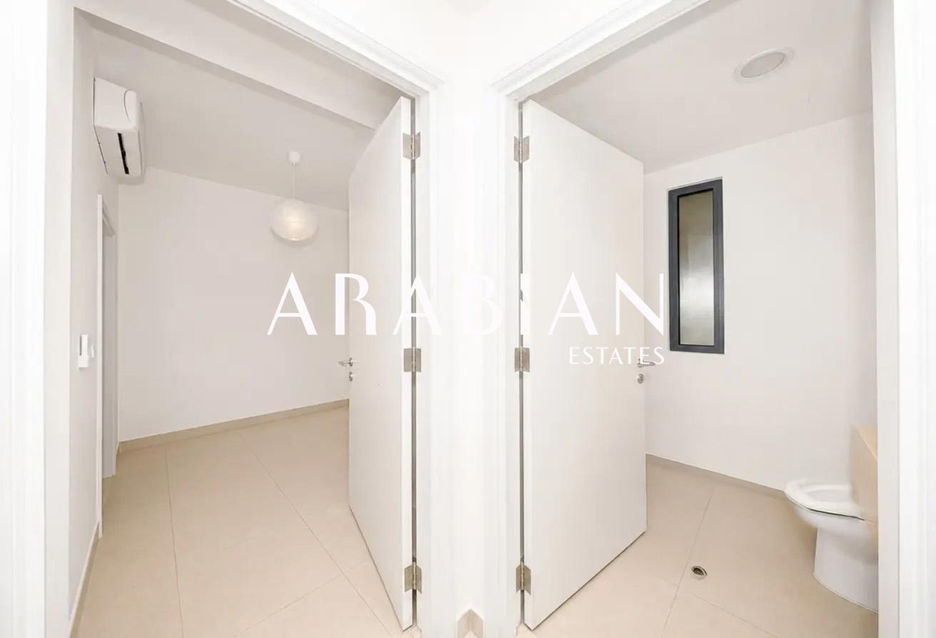Large Plot | Private End Unit | Landscaped Garden photo 13