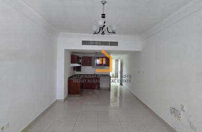 Apartment - Studio - 1 Bathroom for rent in Al Khan 9 building - Al Khan - Sharjah